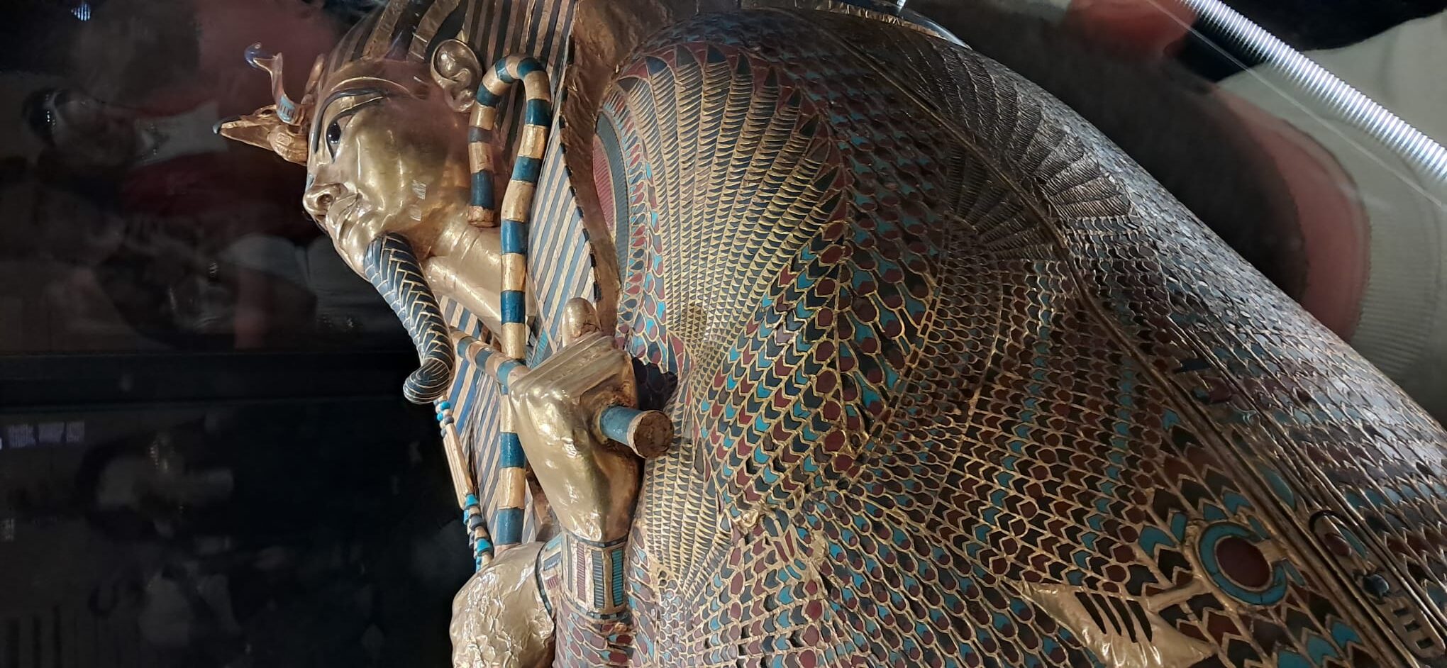 Dr. Murat ERDİN GEM ZİYARETİNİ YAZDI: PİRAMİTLERİN GÖLGESİNDE