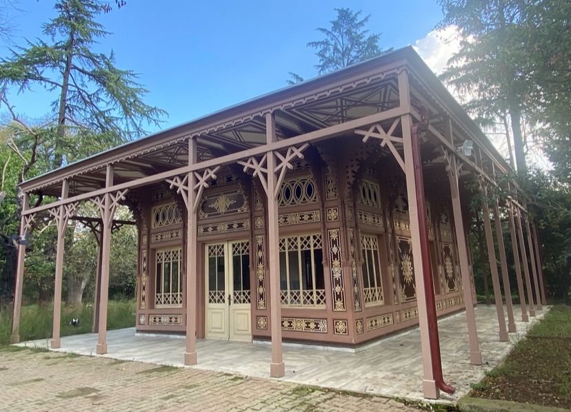 TARİHİ ABDÜLAZİZ KÖŞKÜ TEHDİT ALTINDA