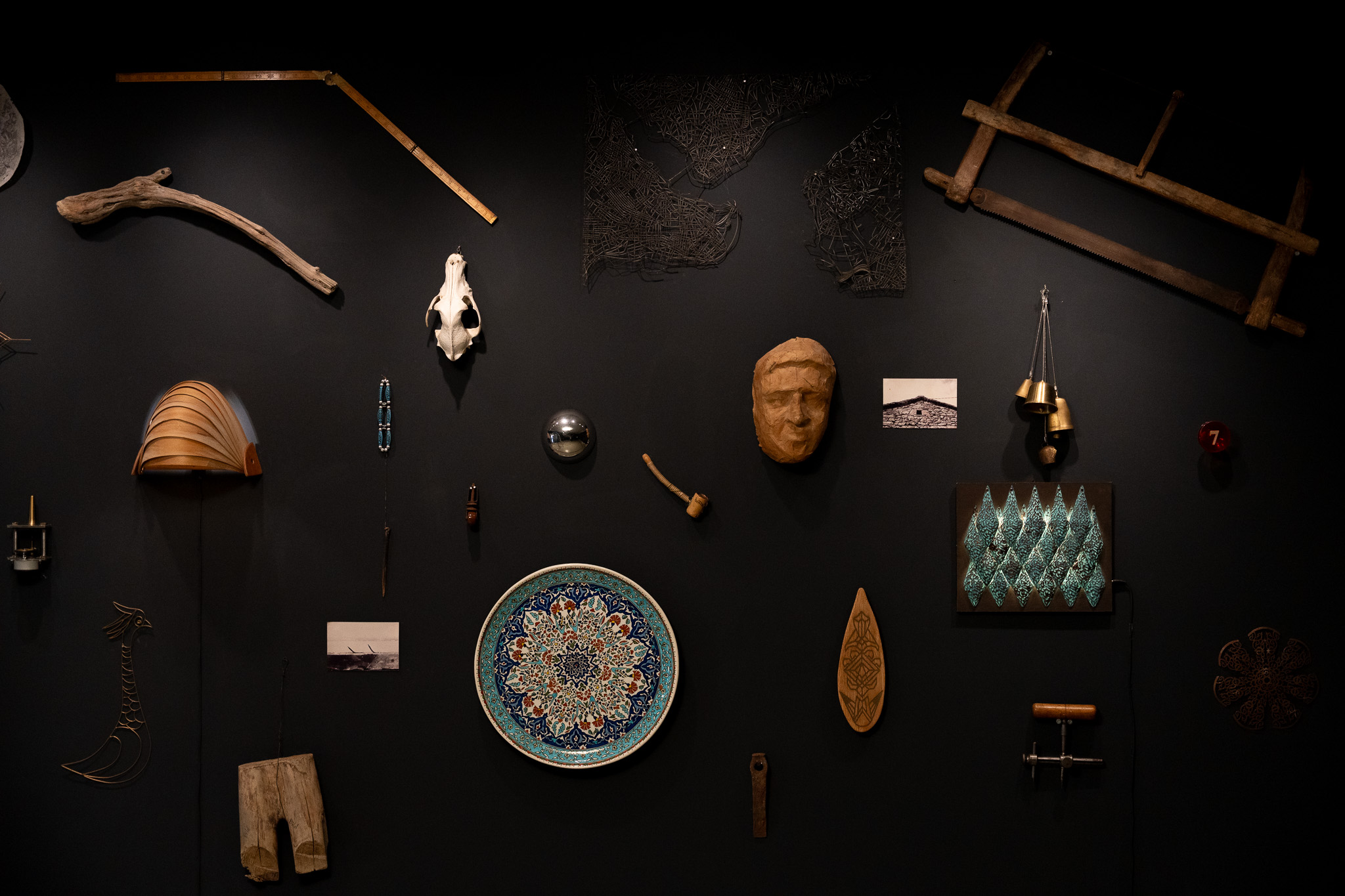 BİLAL YILMAZ’IN “FORM-ZANAAT-AKTİVİZM” ADLI SERGİSİ, TERAKKİ VAKFI SANAT GALERİSİNDE AÇILDI