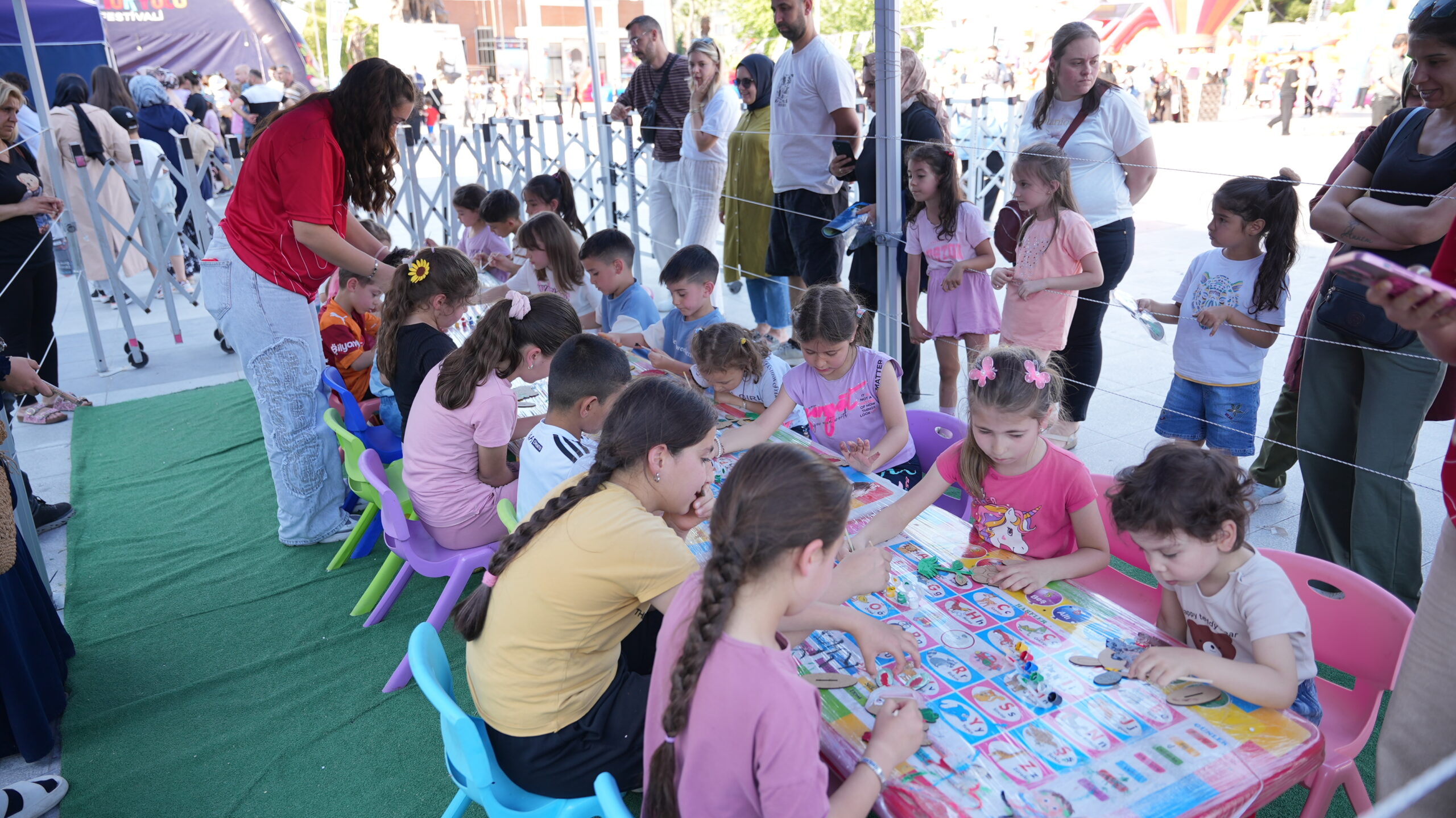 EL EMEĞİNDEN SANATA ‘MANİSA’DA’ ATÖLYELER YOĞUN İLGİ GÖRDÜ 